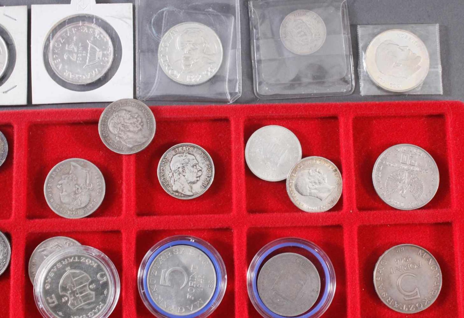 Ungarische Münzen und SilbermünzenFast 50 Stück, dabei viel Silber. Forint, Pengö, Korona... Teils - Bild 4 aus 12