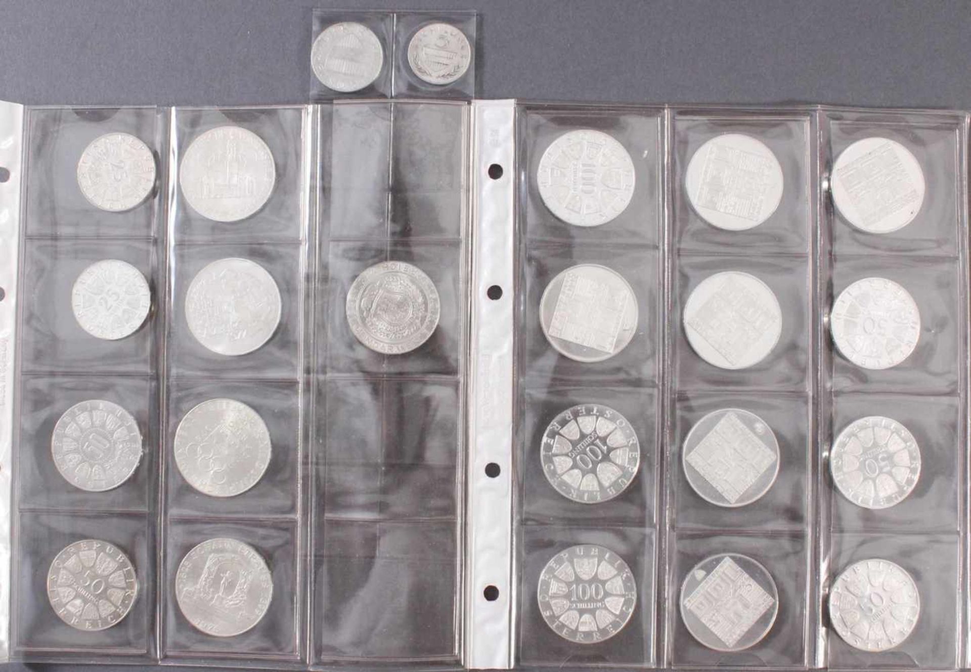 Ungarische Münzen und SilbermünzenFast 50 Stück, dabei viel Silber. Forint, Pengö, Korona... Teils - Bild 6 aus 12