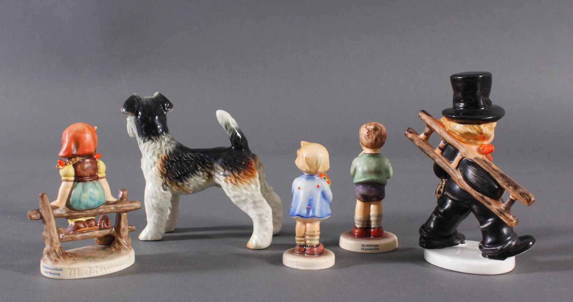 Sammlung Hummelfiguren1 Schornsteinfeger H-14 cm, 1 Hund Struppi ca. H-11,5, L-13,5 cm. 1x Mutter - Bild 2 aus 3