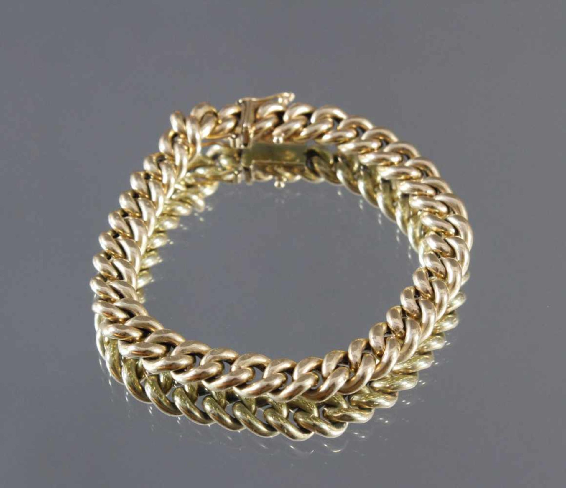 Damenarmband, 14 Karat GelbgoldGliederarmband, an der Schließe punziert 585, ca. Länge 19 cm, 21 g.-