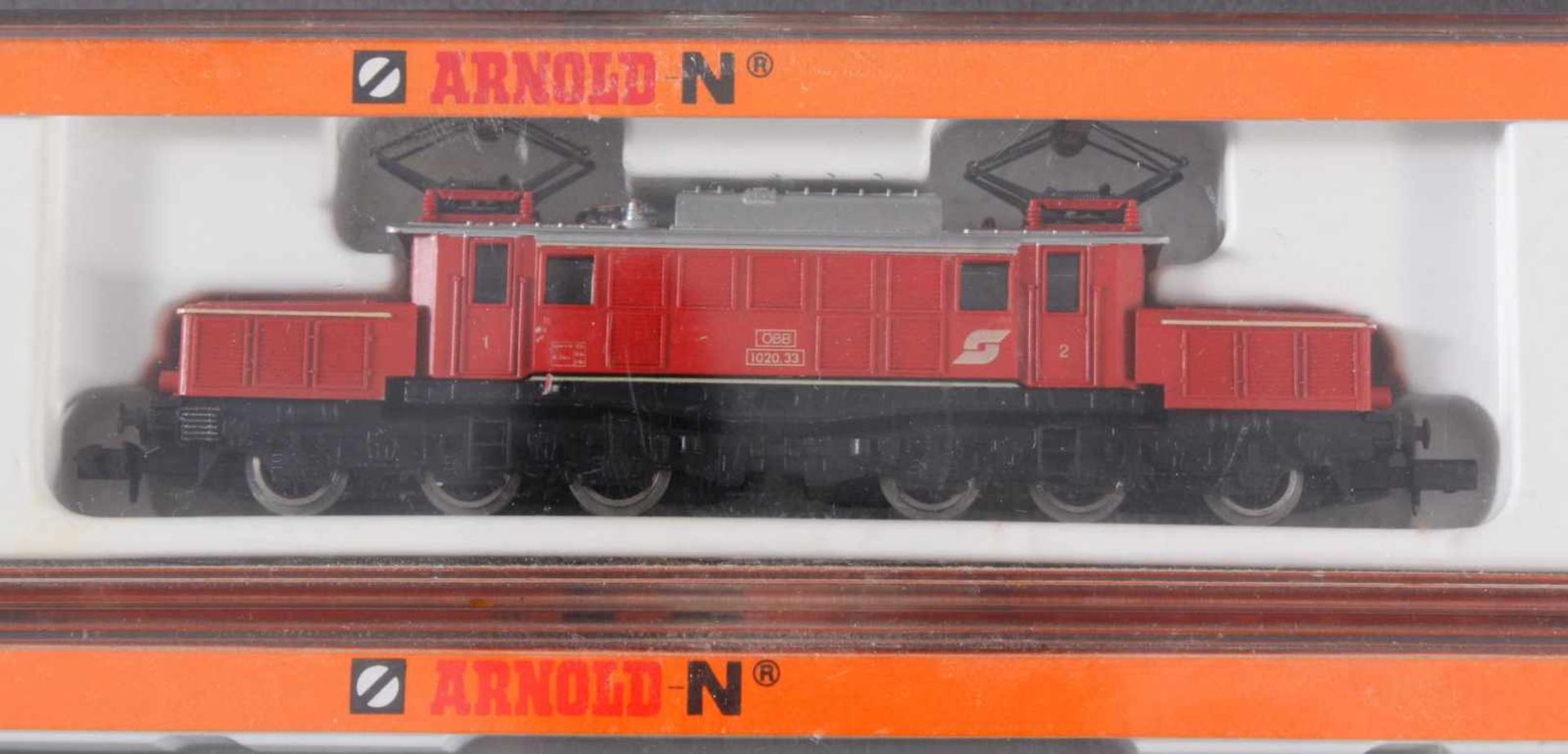 Arnold 2330 ÖBB 1020.33 Spur N mit 4 PersonenwaggonsModellnummer der Waggons, 13202, 3775, 3201 - Bild 2 aus 2