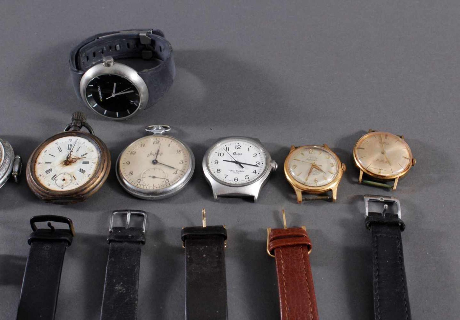 Konvolut Taschen- und ArmbanduhrenCa. 21 Stück, dabei auch eine Junghans Herrenarmbanduhr, - Bild 3 aus 6