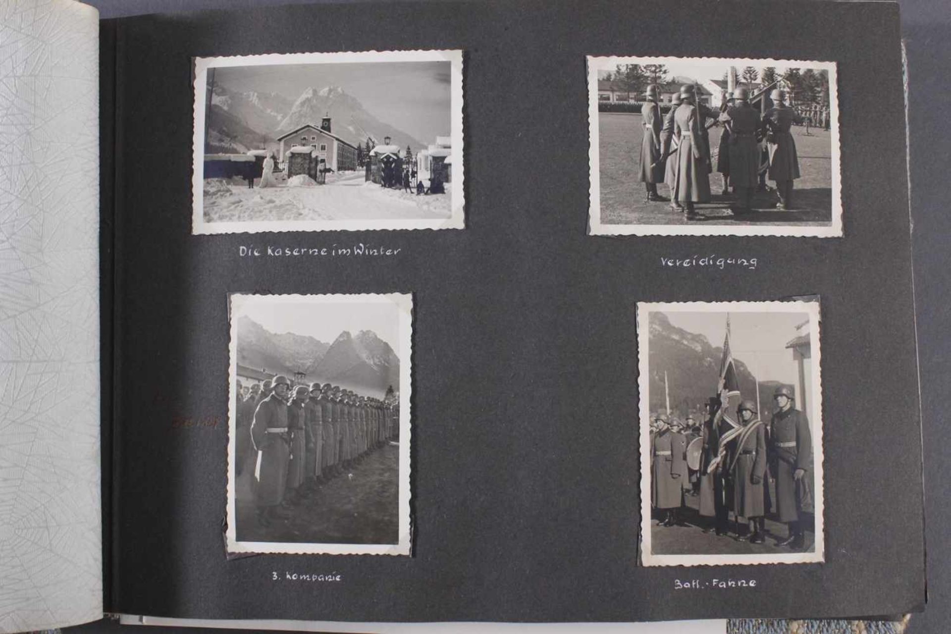 2. WK. Privates Fotoalbum eines Soldaten der 1. GebirgsdivisionMit unzähligen Privataufnahmen von - Image 3 of 9