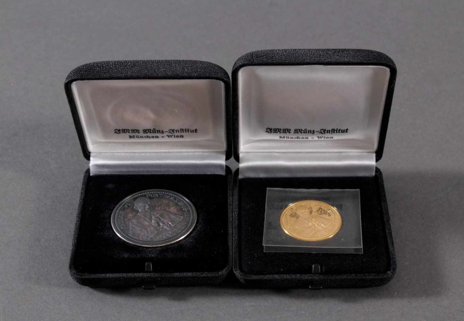 Die Papst Paul VI. Gedenkmedaillen in Silber und GoldGoldmedaille, 999er Gold, D-2,6 cm, 8 g.