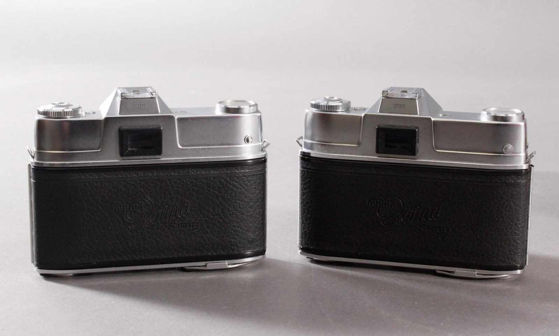 Zwei Fotoapparate/Kameras, KodakKodak Retina Reflex III + Synchro Compur. 1x Retina Xenar 2,8/ - Bild 3 aus 3
