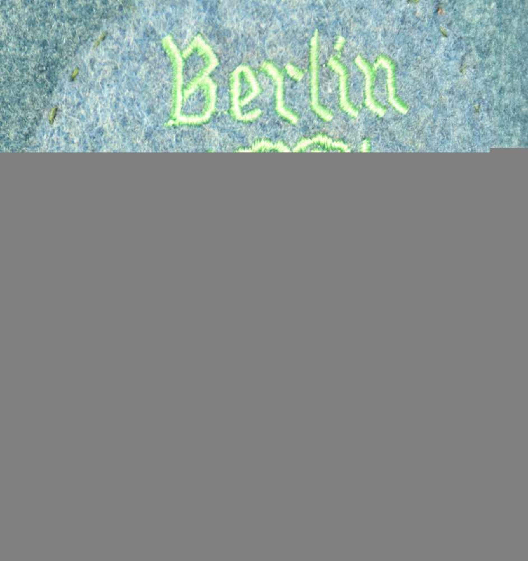 FIGURINE WACHTMEISTER SCHUTZPOLIZEI BERLIN, graugrüner Rock m. allen Effekten, entspr. - Bild 4 aus 4