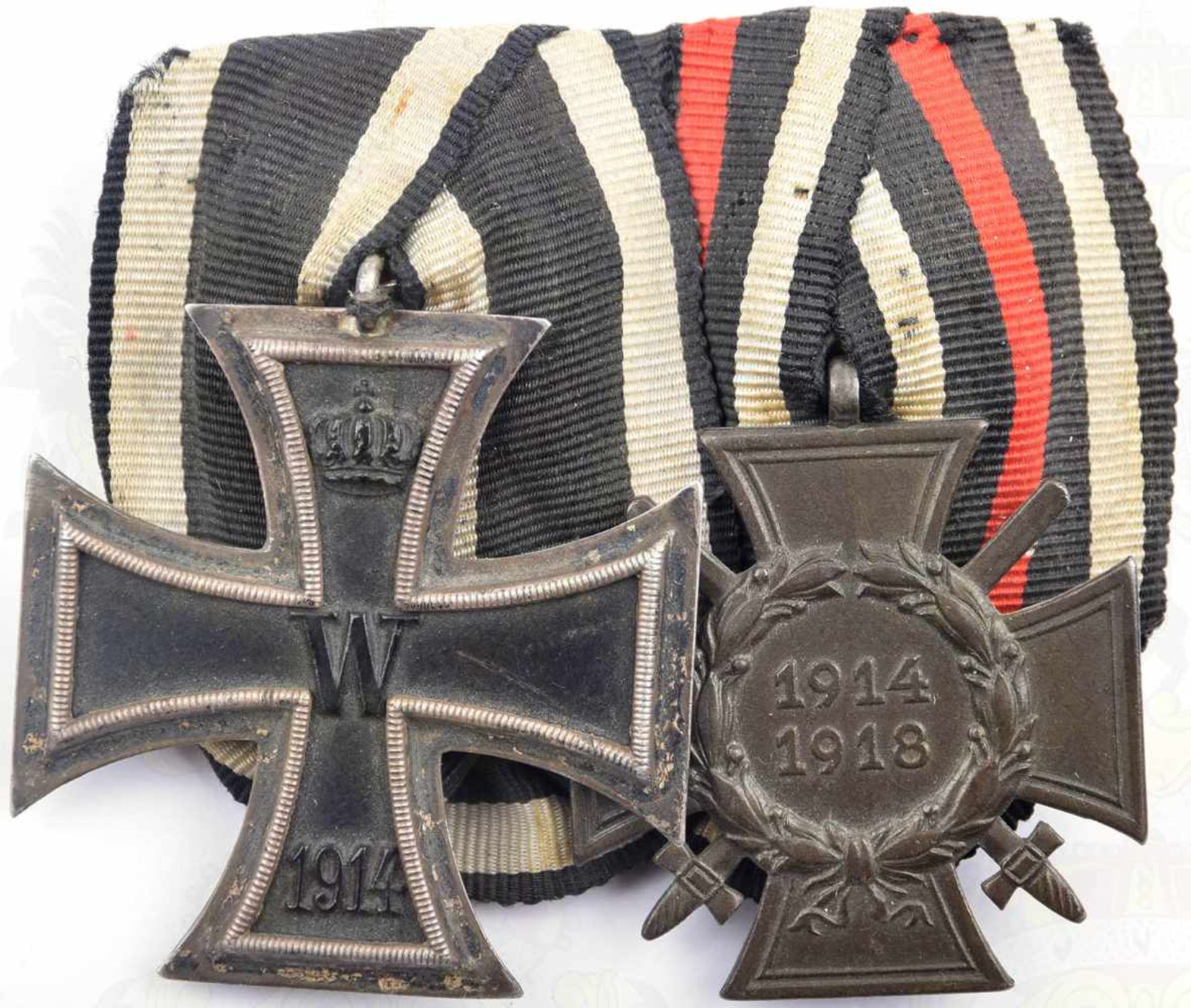 GROSSE ORDENSPANGE: EK II 1914, matt lackierter Eisenkern, Zarge gedunkelt; Frontkämpfer-Ehrenkreuz,