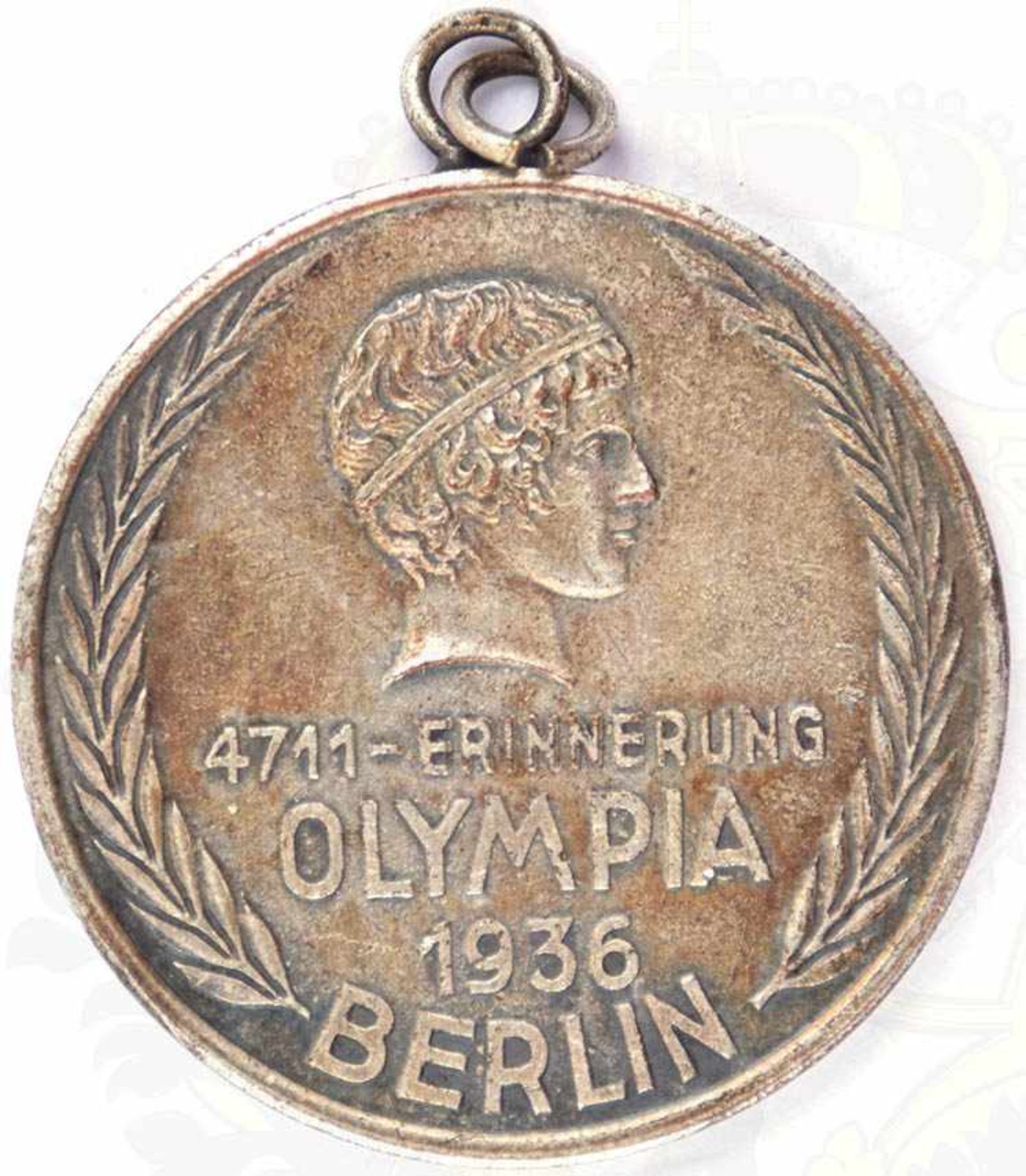 4711-ERINNERUNGSMEDAILLE OLYMPIA 1936 BERLIN, verslb., bez. „Köln Glockengasse“, Ø 35mm, an - Bild 2 aus 2