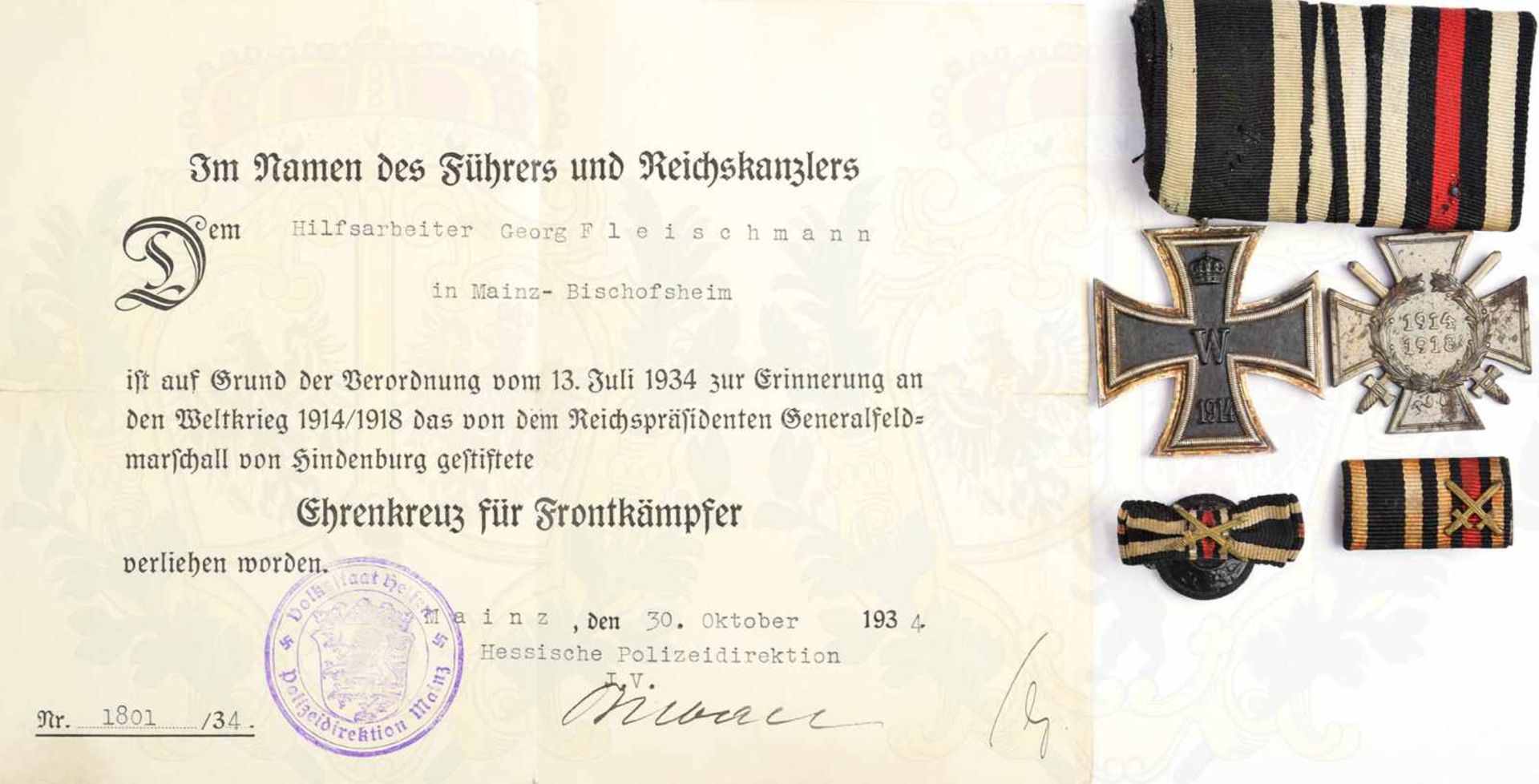 NACHLASS EINES FRONTKÄMPFERS, Ordenspange EK II 1914/Ehrenkreuz f. Frontkämpfer, m. Feldspange u.