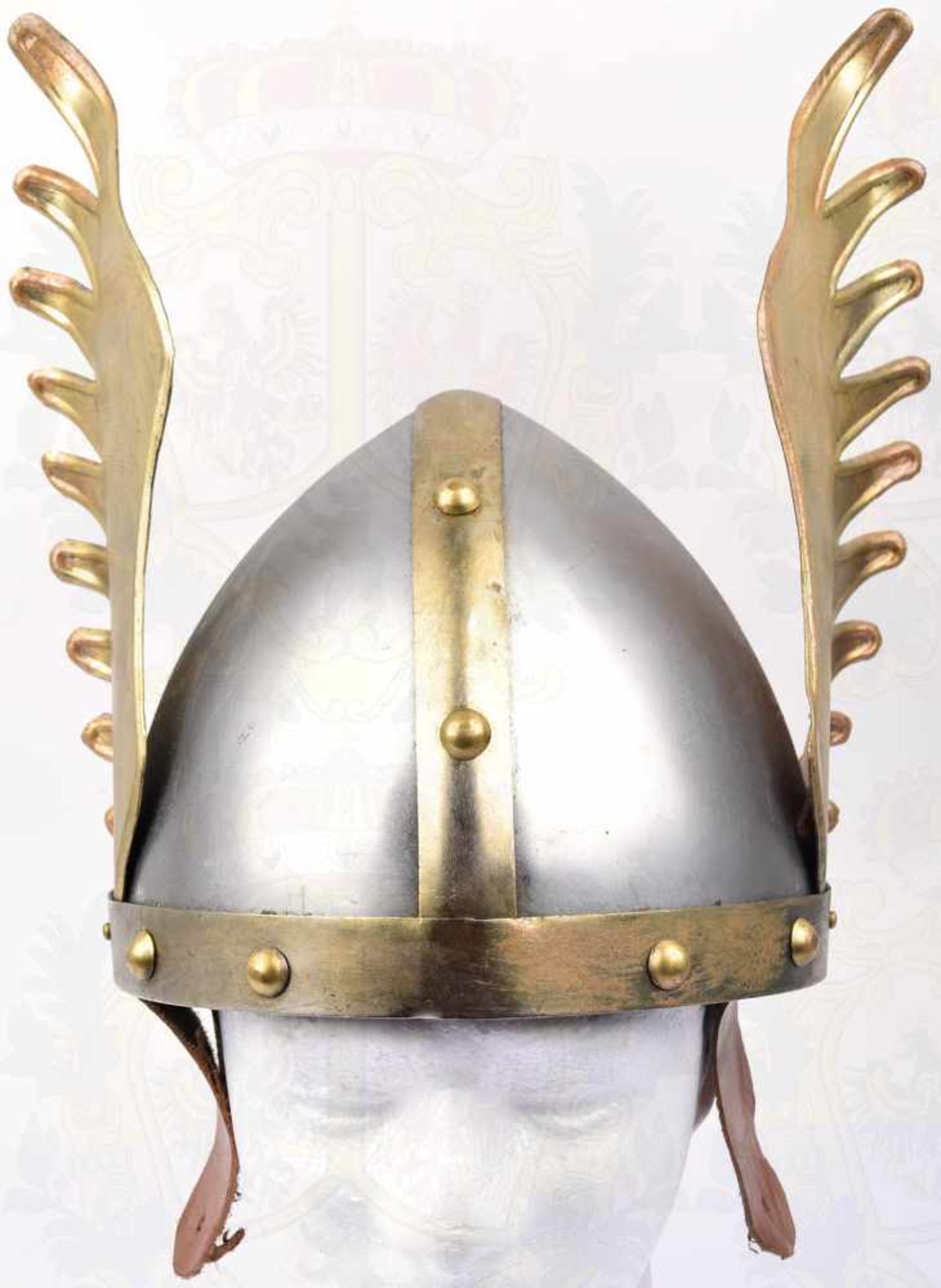 FLÜGELHELM, neuzeitliche Theateranfertigung, Glocke Eisen, Flügel, Beschläge u. Nieten Eisen/ - Bild 2 aus 3