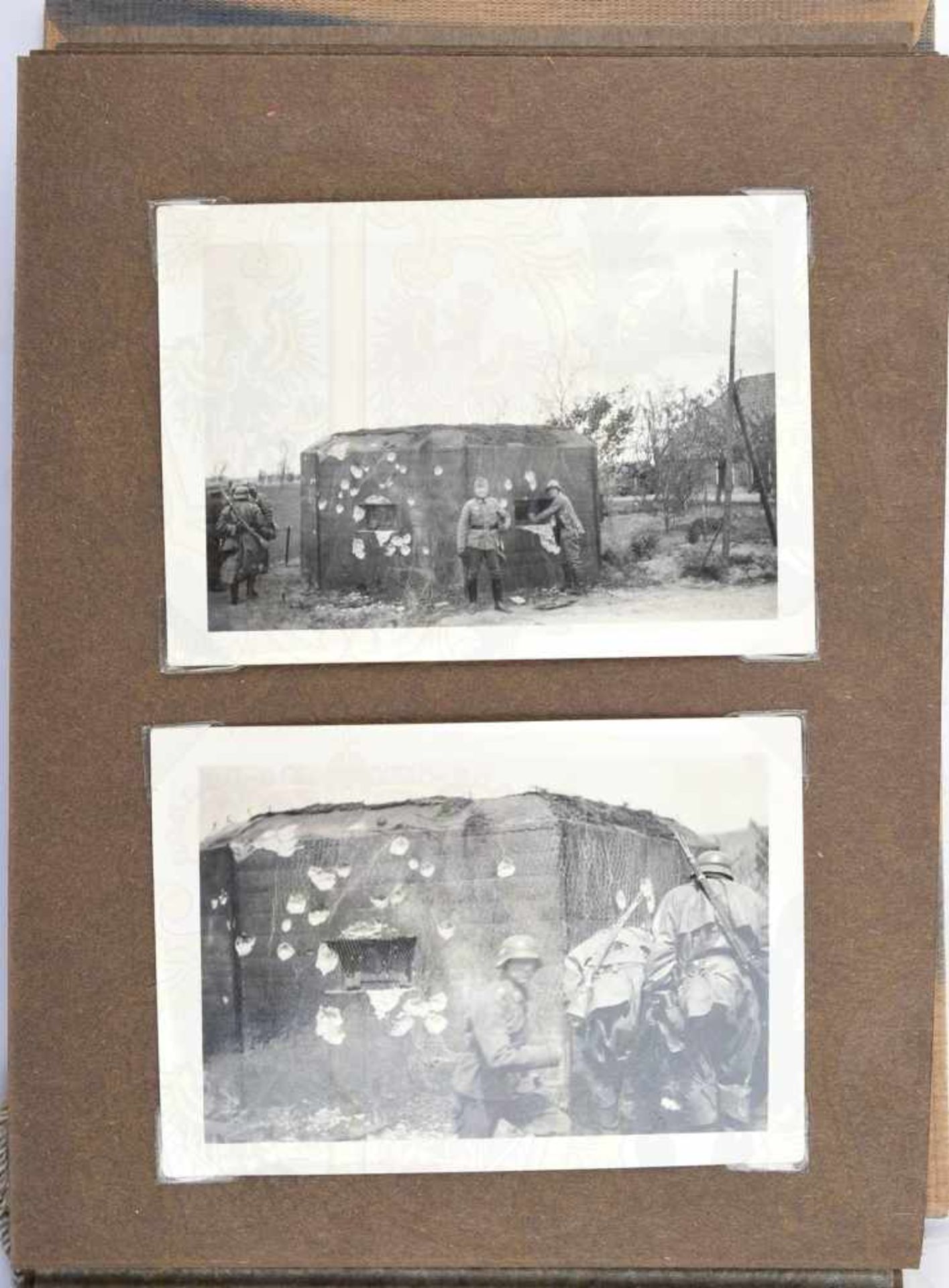 FOTOALBUM mit 98 Fotos, Heer u. Luftwaffe, Frankreichfeldzug 1940, Vormarsch durch zerst.