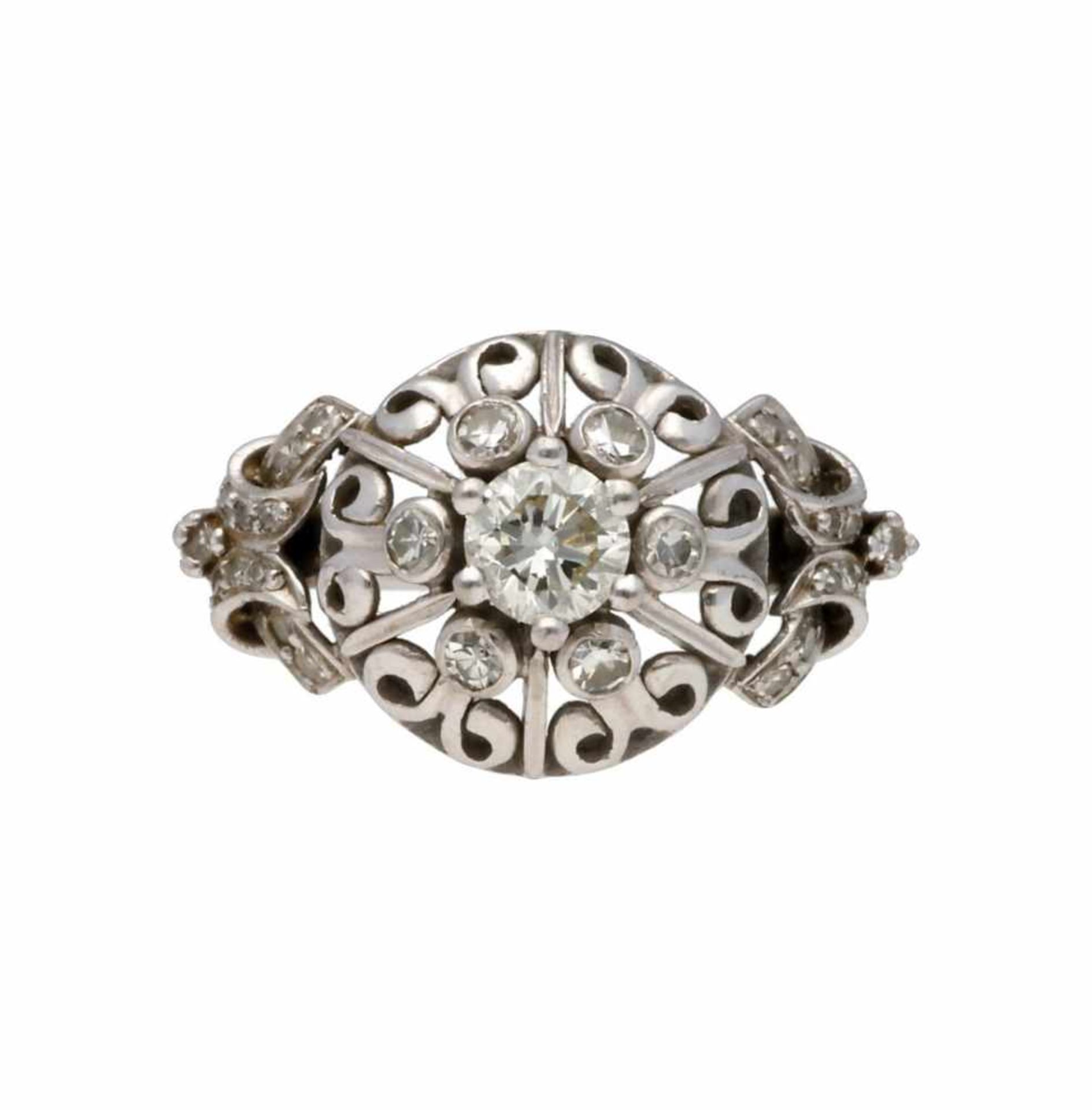 Diamonds ring, circa 1950.Platinum and brilliant and 8/8 cut diamonds, 0.55 cts.