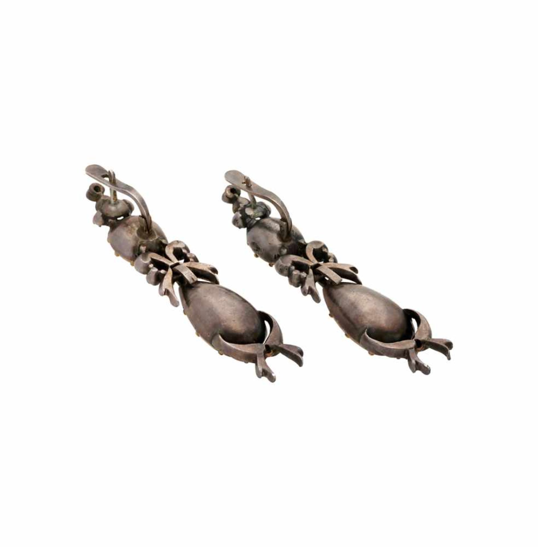 Catalan long earrings in silver, late 18th - early 19th Century.Silver, carved quartz and table - Bild 2 aus 2