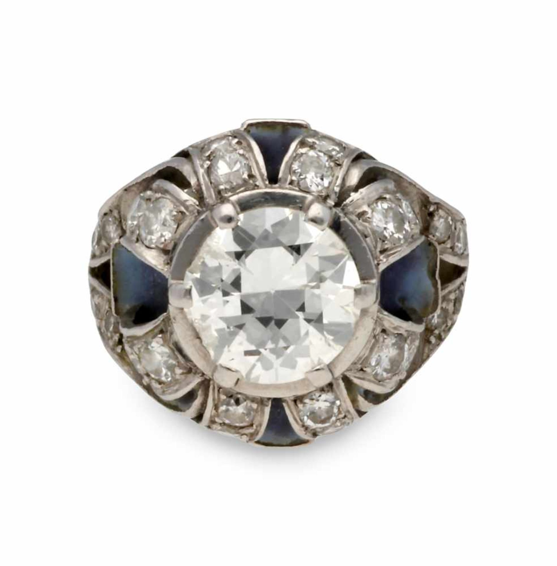 JAUME MERCADÉ. Diamonds ring, circa 1925. (d)Platinum, enamel, old brilliant cut central diamond,