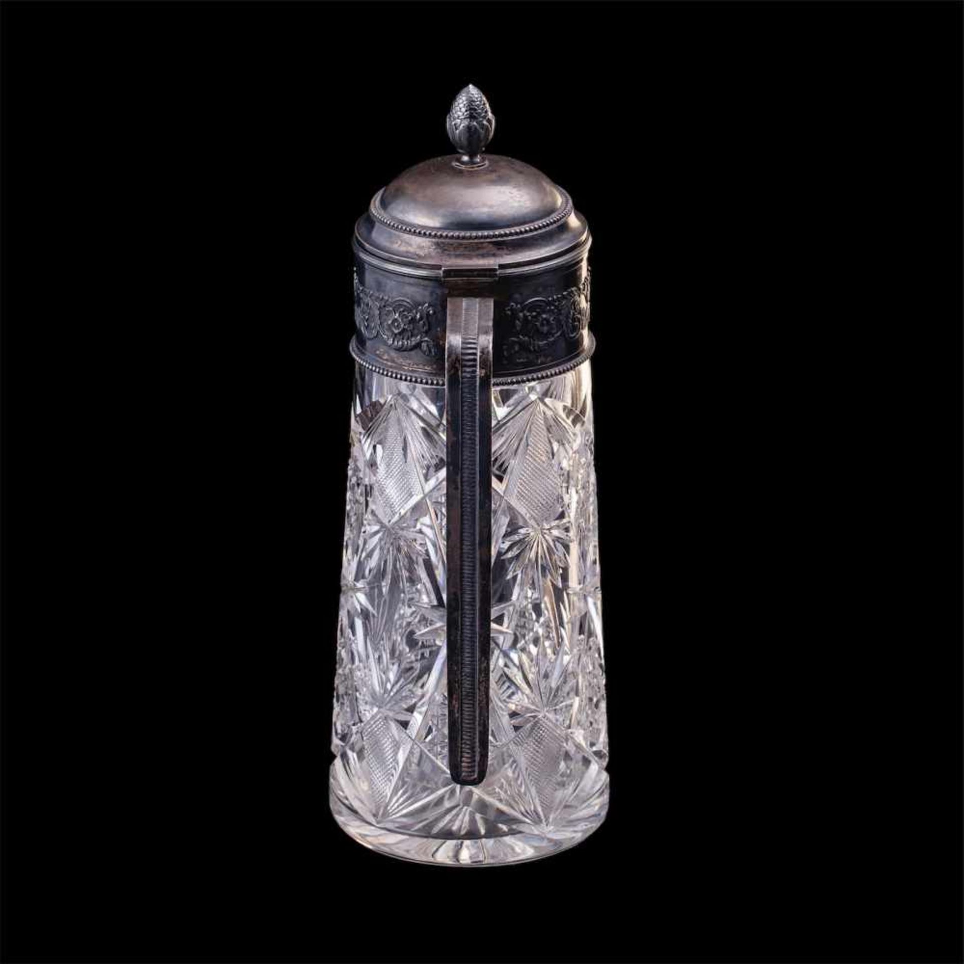 A grand Russian silver-gilt cut-glass decanterA grand Russian silver-gilt cut-glass decanter. - Bild 2 aus 6