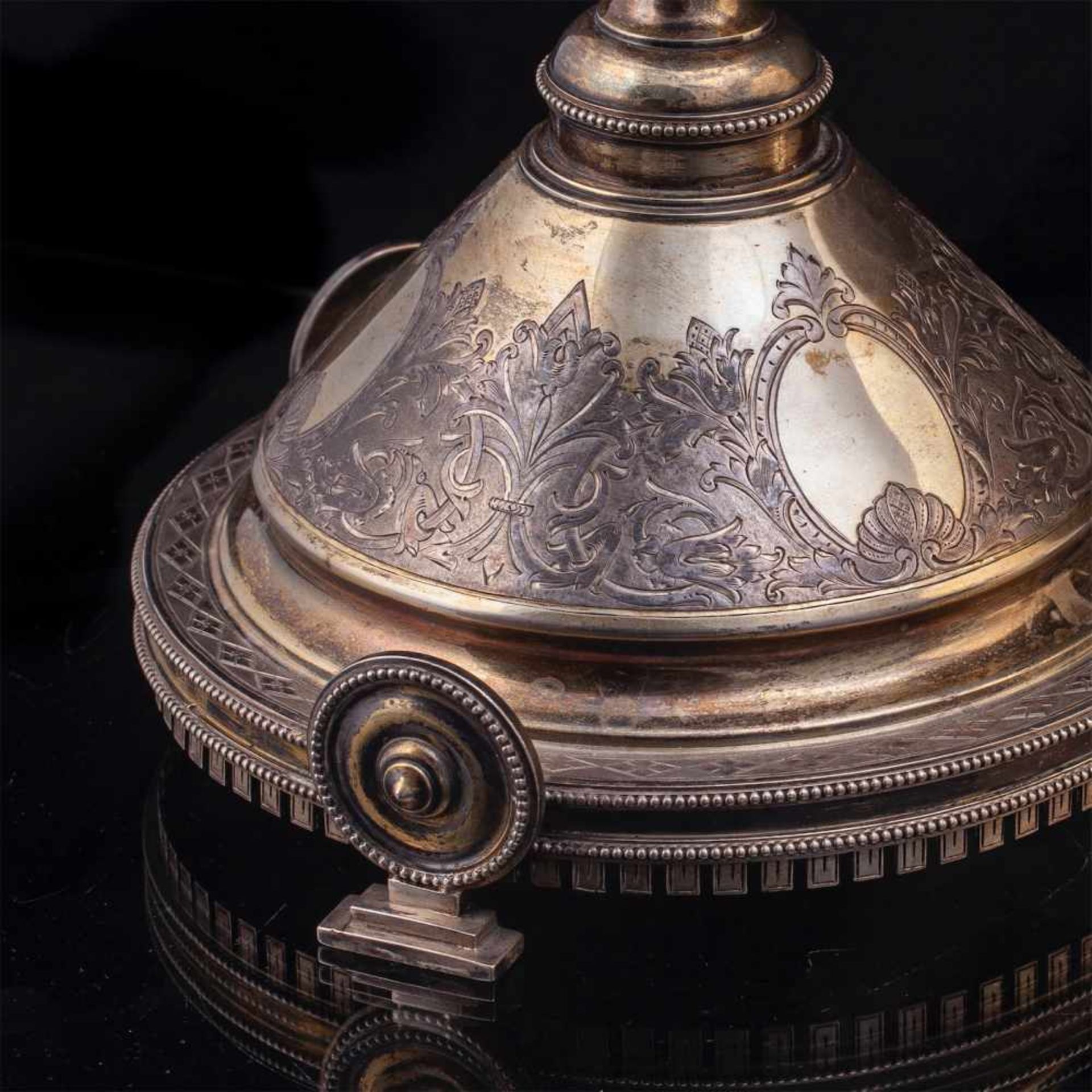 A Russian style silver-gilt and cut-glass vaseA Russian style silver-gilt and cut-glass vase. - Bild 3 aus 6