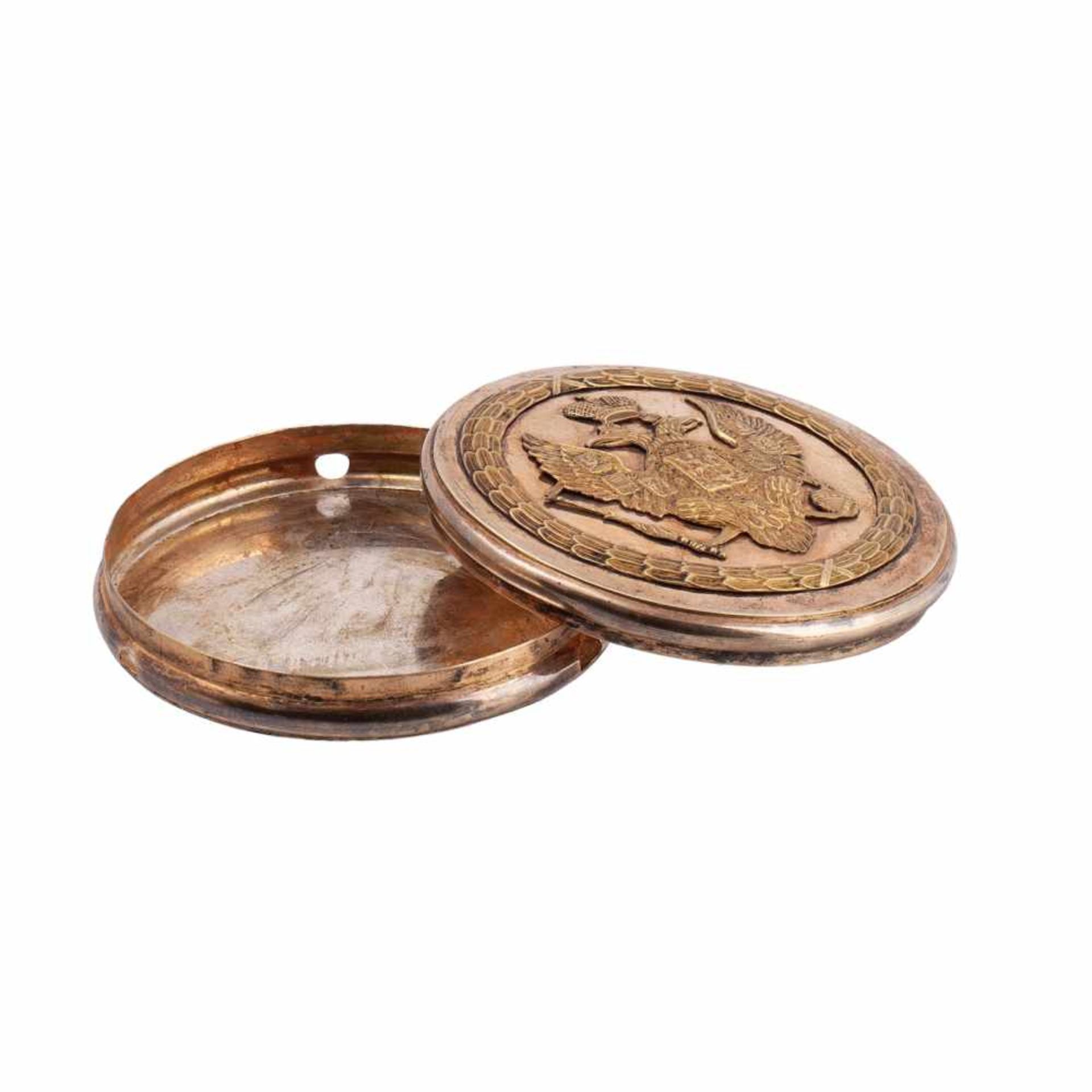 A Russian silver-gilt seal box. MoscowA Russian silver-gilt seal box with a double-headed eagle on - Bild 2 aus 5