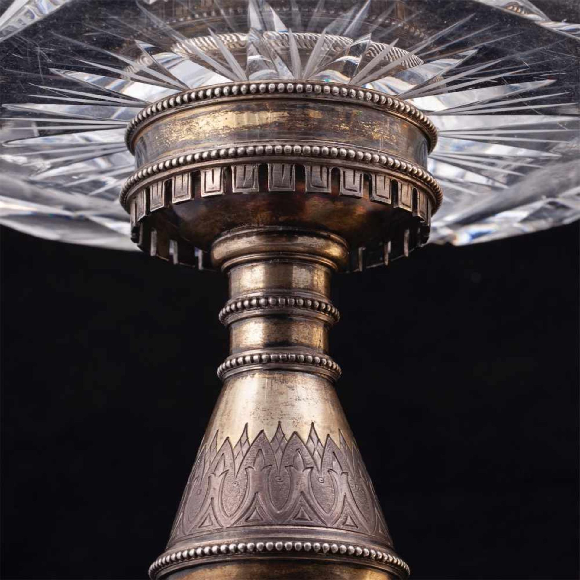 A Russian style silver-gilt and cut-glass vaseA Russian style silver-gilt and cut-glass vase. - Bild 4 aus 6