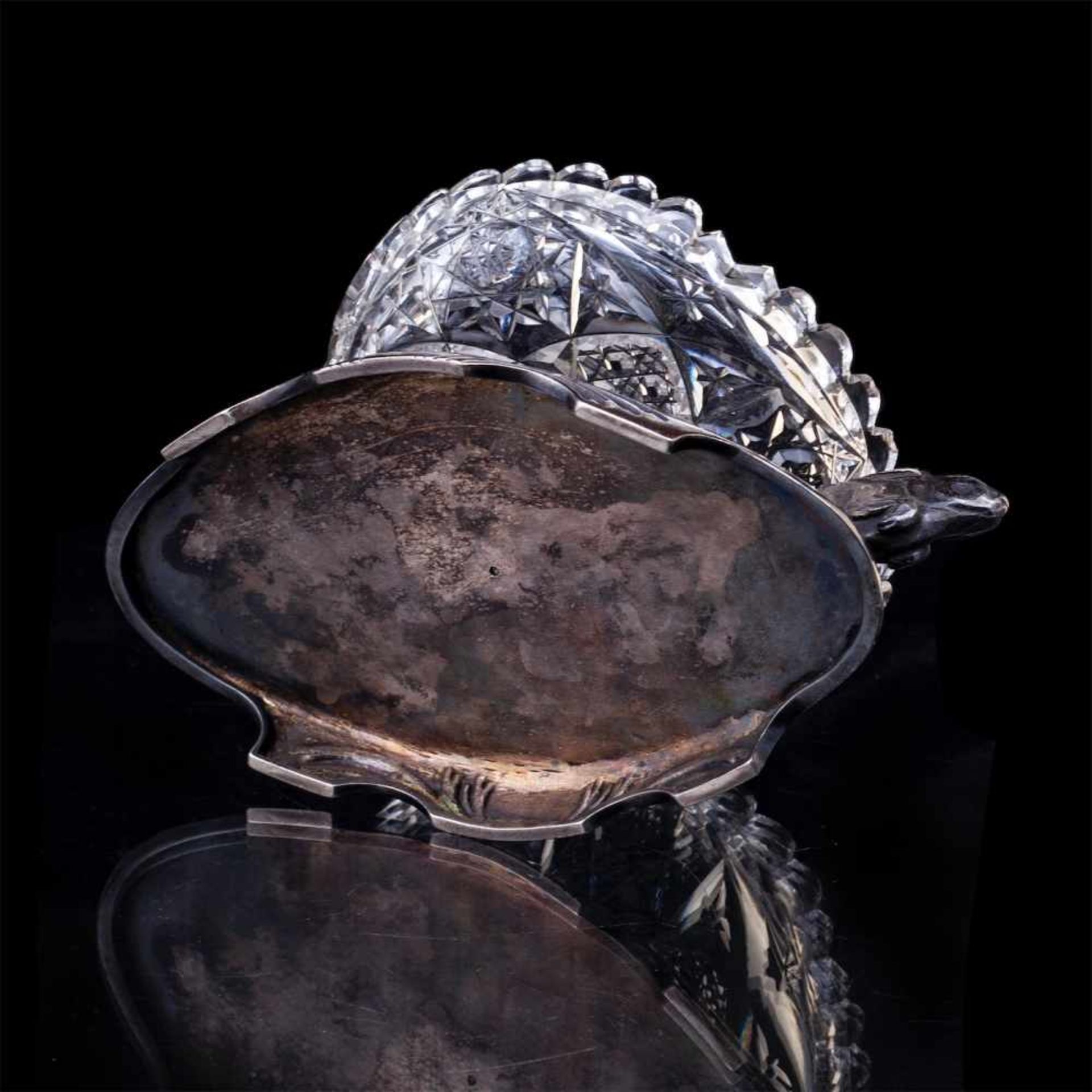 An unusual Russian silver-gilt & cut-glass vaseAn unusual Russian Art Nouveau style silver-gilt - Image 2 of 3
