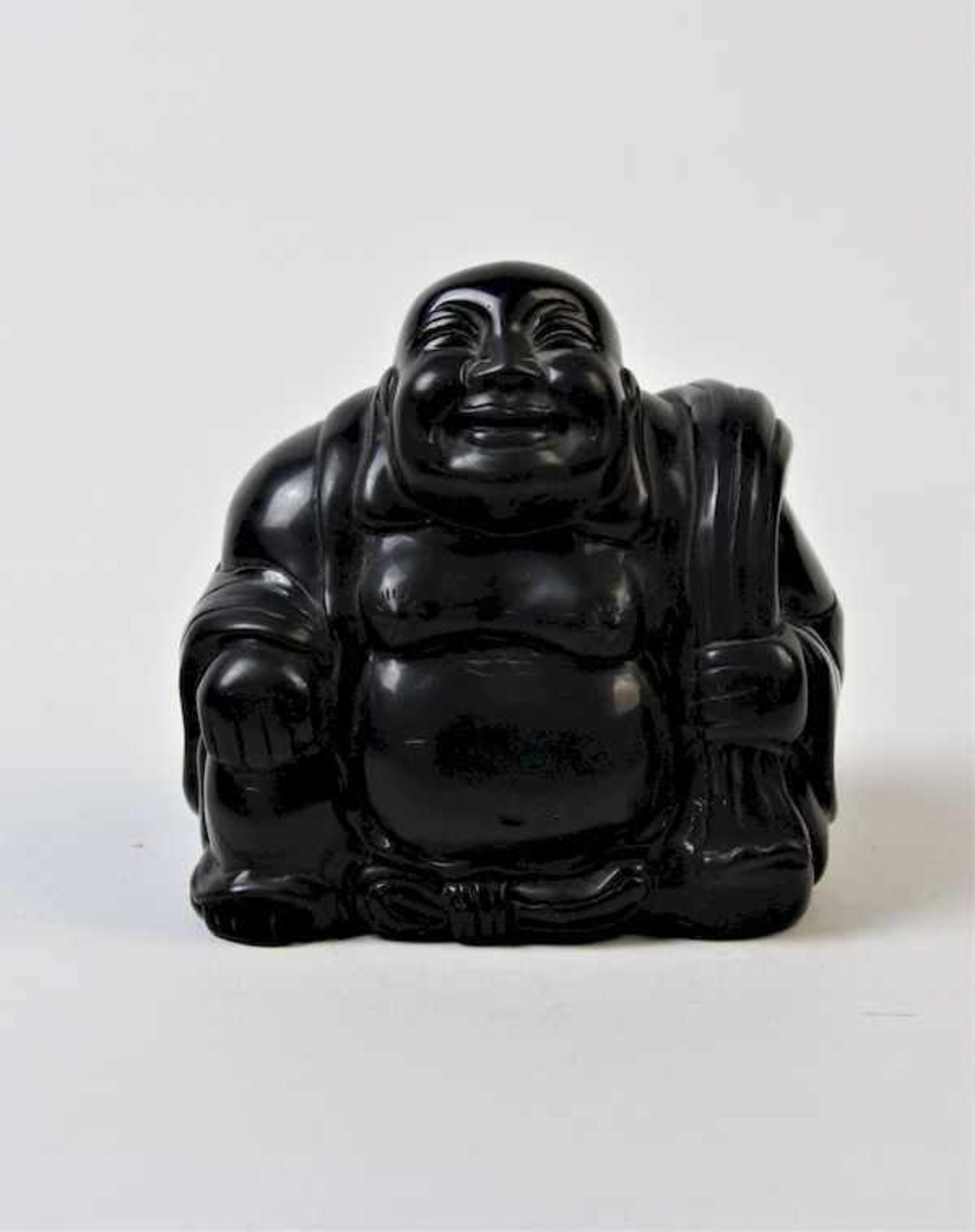 Buddha aus schwarzer Jade / Onyx, 1.Hälfte 20.Jhdt.Jade/ Onyx vollplastisch geschnitzt Maße: ca.