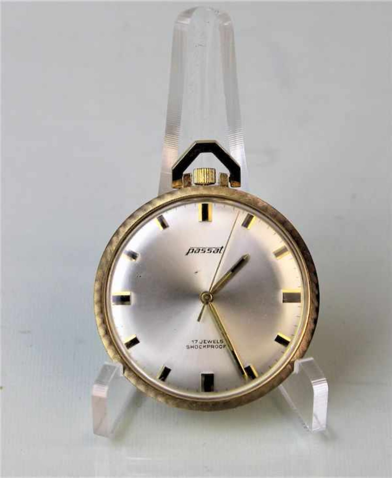 Passat Taschenuhr, vergoldet17 jewels, shockproofed Maße: ca. D. 40 mm