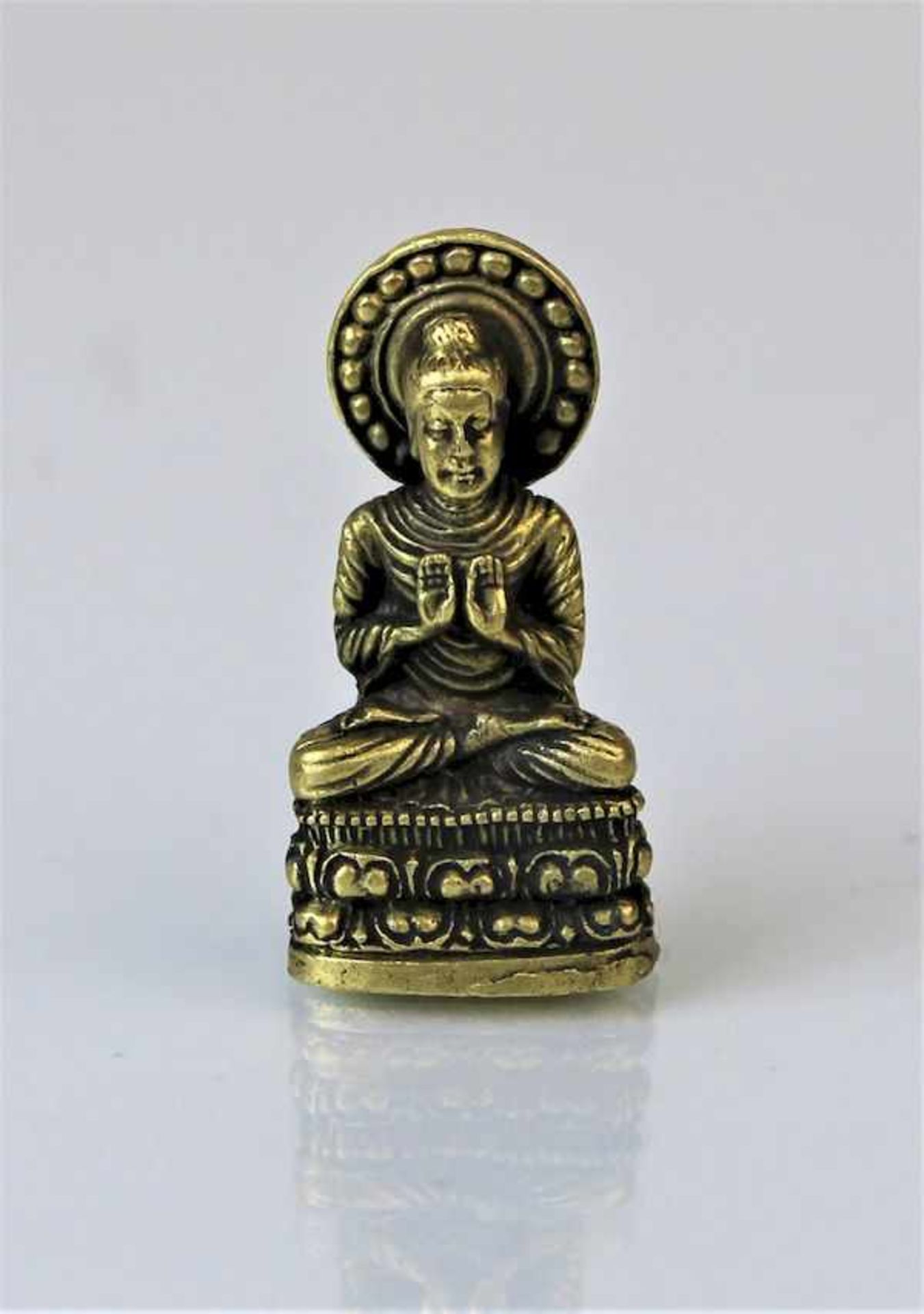Buddhafiguren um 1900Bronze Maße: ca. H. 33 mm