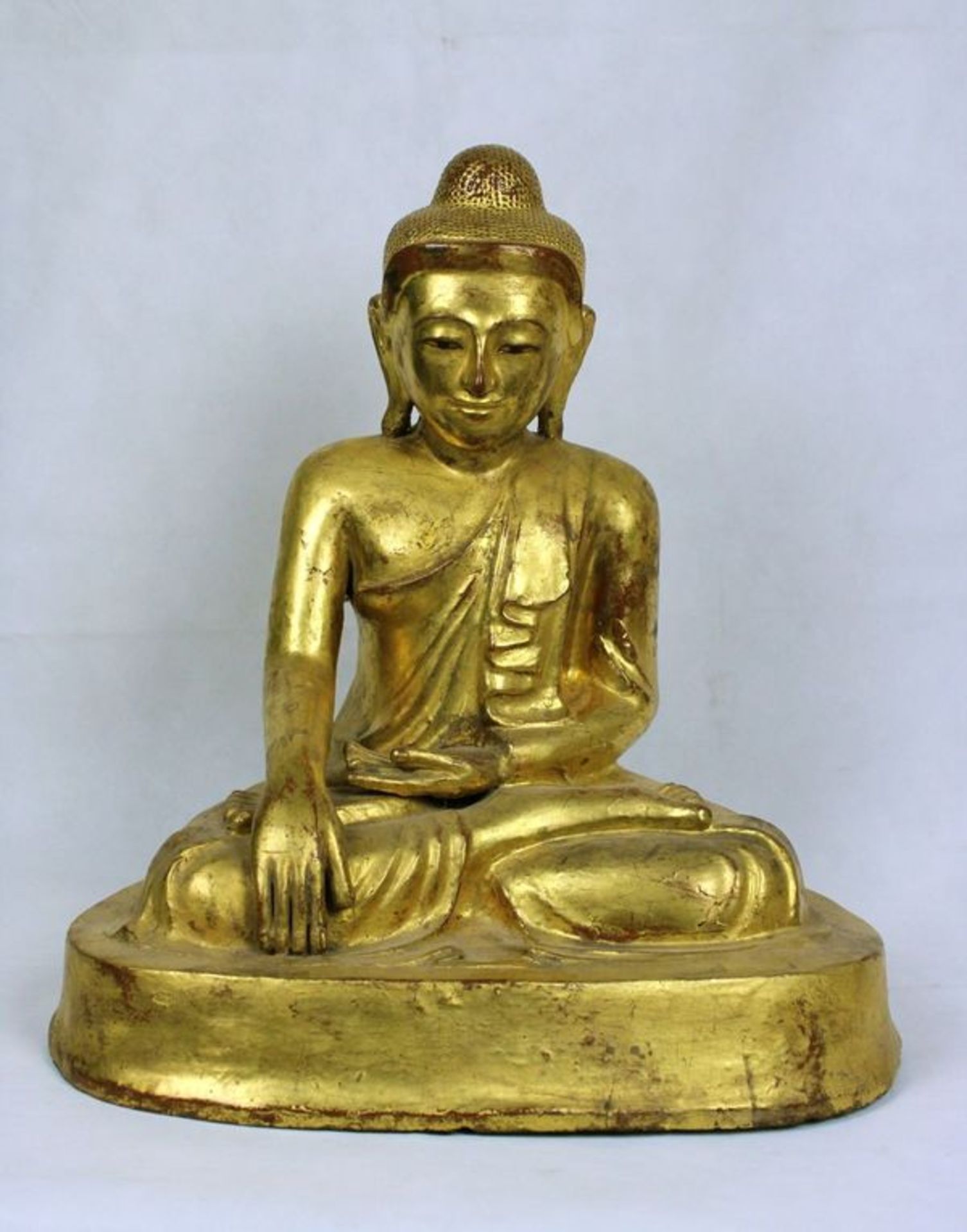 Buddha "Shakyamuni", Burma um 1900Pappmache vergoldet M: ca. 48 x 45 cm