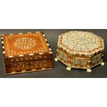 A 20th century Anglo Indian Vizagapatam octagonal jewellery box, 145.