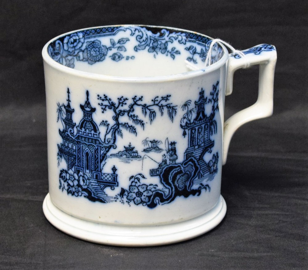 A Staffordshire blue and white Nanking pattern mug, c.