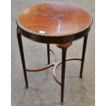 Edwardian Sheraton Revival mahogany circular occasional table,