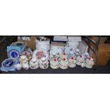Collectors and decorative plates boxed including Wedgwood, Royal Doulton,