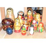 Dolls - a set of graduated painted Russian dolls, 18.