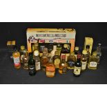 Alcohol Miniatures - International Whiskies box set, others, Haig, Black & White, Glenfiddich,