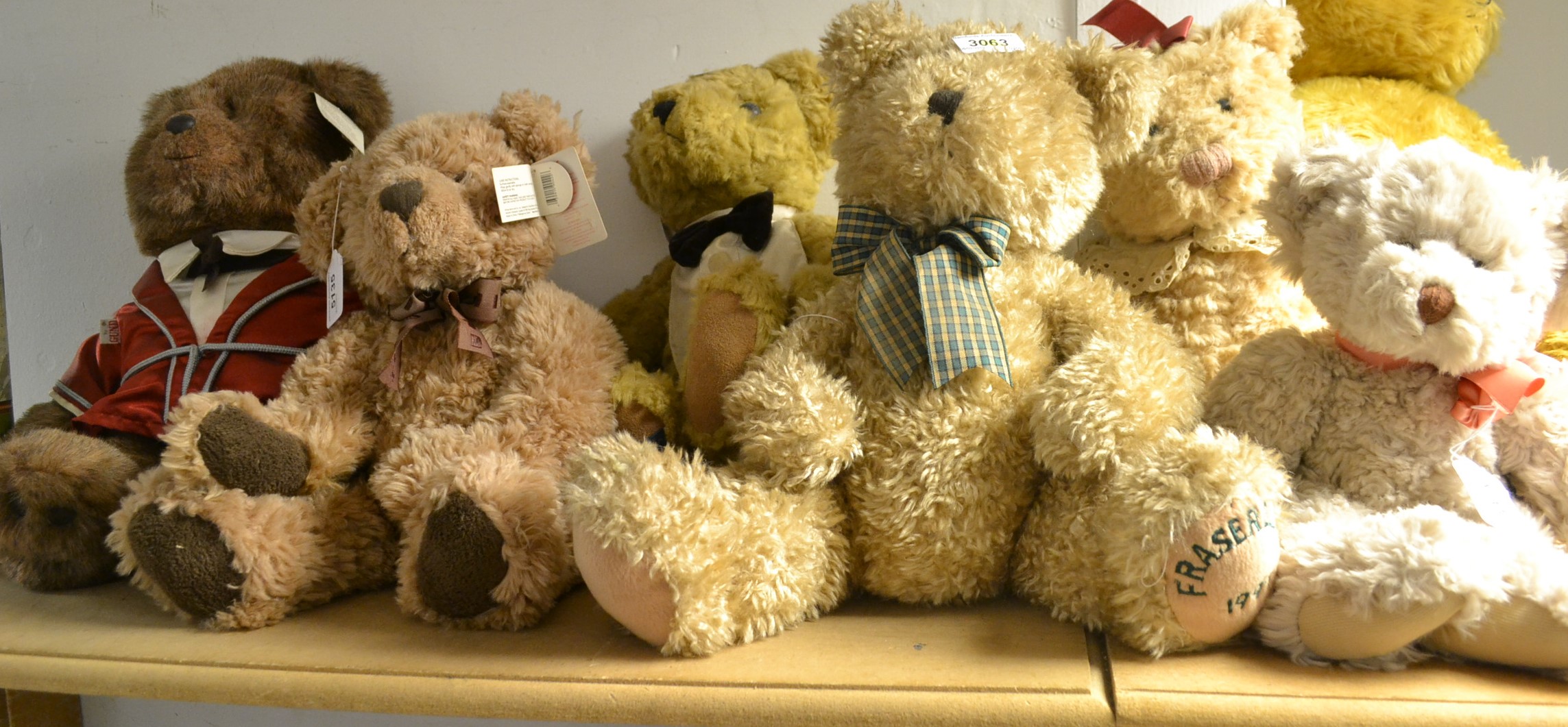 Stuffed Toys - a novelty Gund The Last Elegant Bear, by Dennis Kyte, others Russ Alanna,