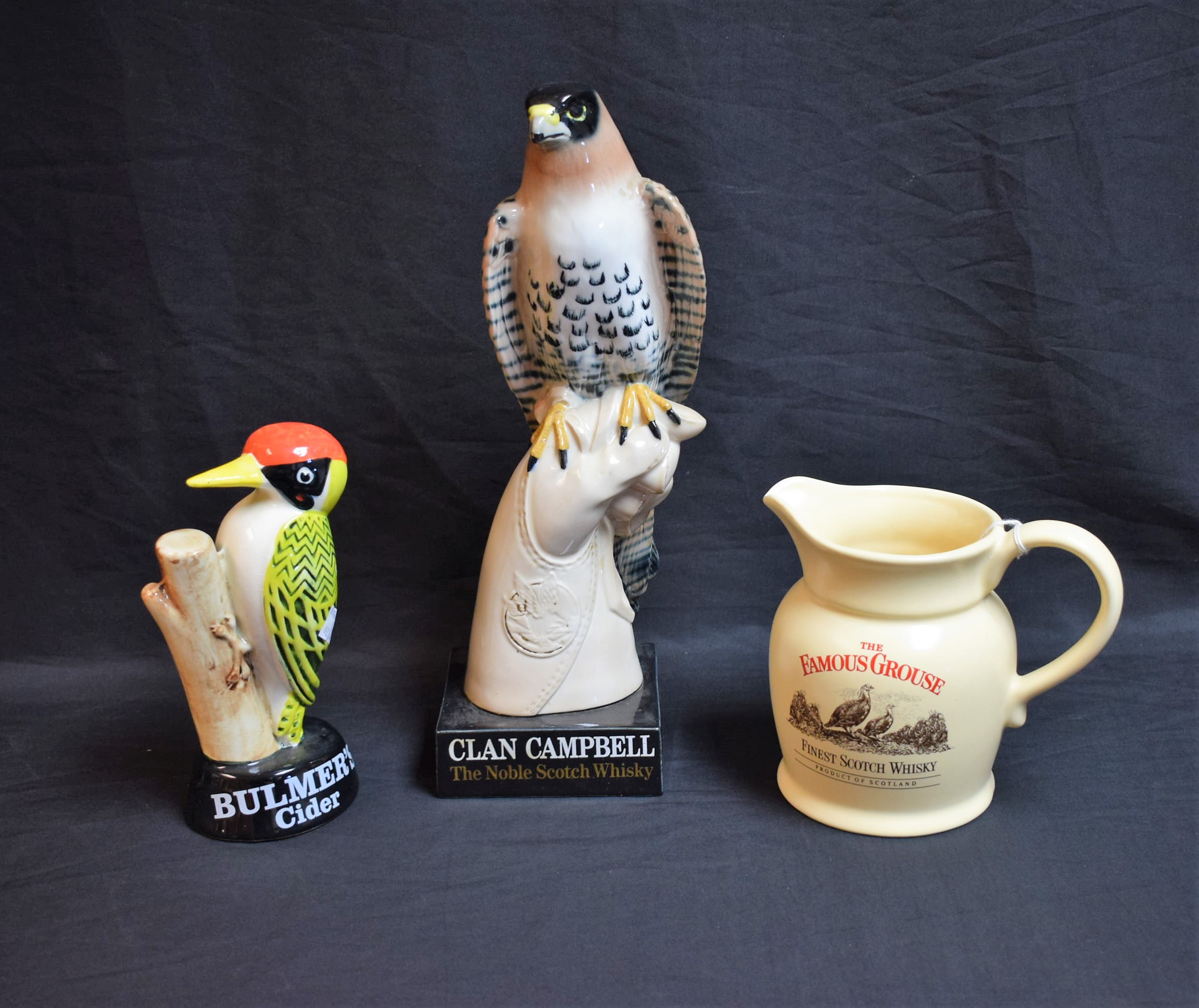 Advertising/Breweriana - a Carlton Ware Bulmer's Cider bar model of a Woodpecker; another,