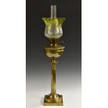 A Victorian brass Corinthian column oil lamp, etched emerald-flashed frilled glass shade, Hinks No.