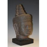 A museum-type composition model, the head of Buddha,