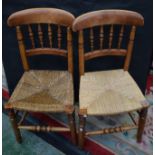 A pair of 19th century elm cottage chairs (2)