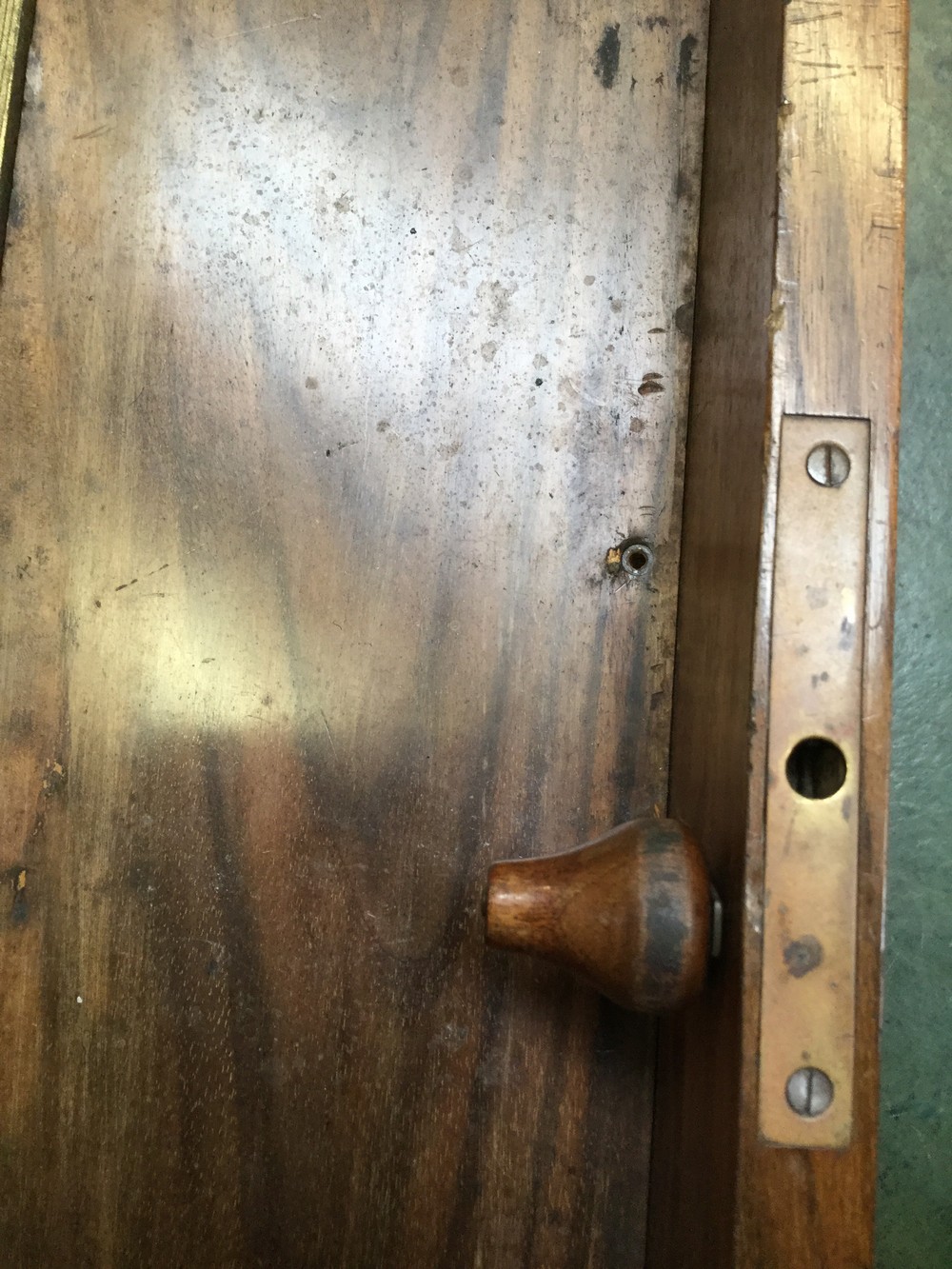 A 19th century walnut and marquetry table-top polyphon, the horizontal mechanism playing 40cm discs, - Image 12 of 22