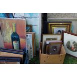 Large quantity of prints,