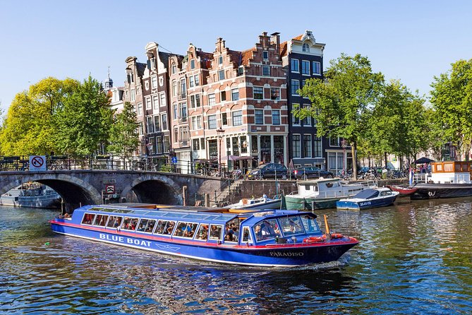 Explore Amsterdam! Enjoy a long weekend stay for 6 people including flights and accommodation, - Image 3 of 6