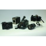Cameras - Minolta Dynax 3000I SLR camera, 35-80mm and 70-210mm lenses, filters,