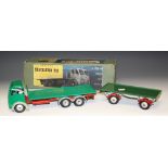 A Hardern Shackleton Foden Flatbed Wagon, with green cab and base of flatbed, red chassis,