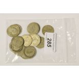 Numismatics - George V shillings dated 1920 100g gross