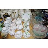 Decorative teawares - a Colclough Ivy pattern part tea service comprising 6 teacups & saucers,