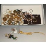 Dress and Costume Jewellery - a 19th century micromosaic floral pin brooch; others, Dragon,