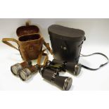 Militaria - a pair of WWI binoculars, original case,