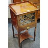 A George III mahogany washstand, 3/4 galleried top,