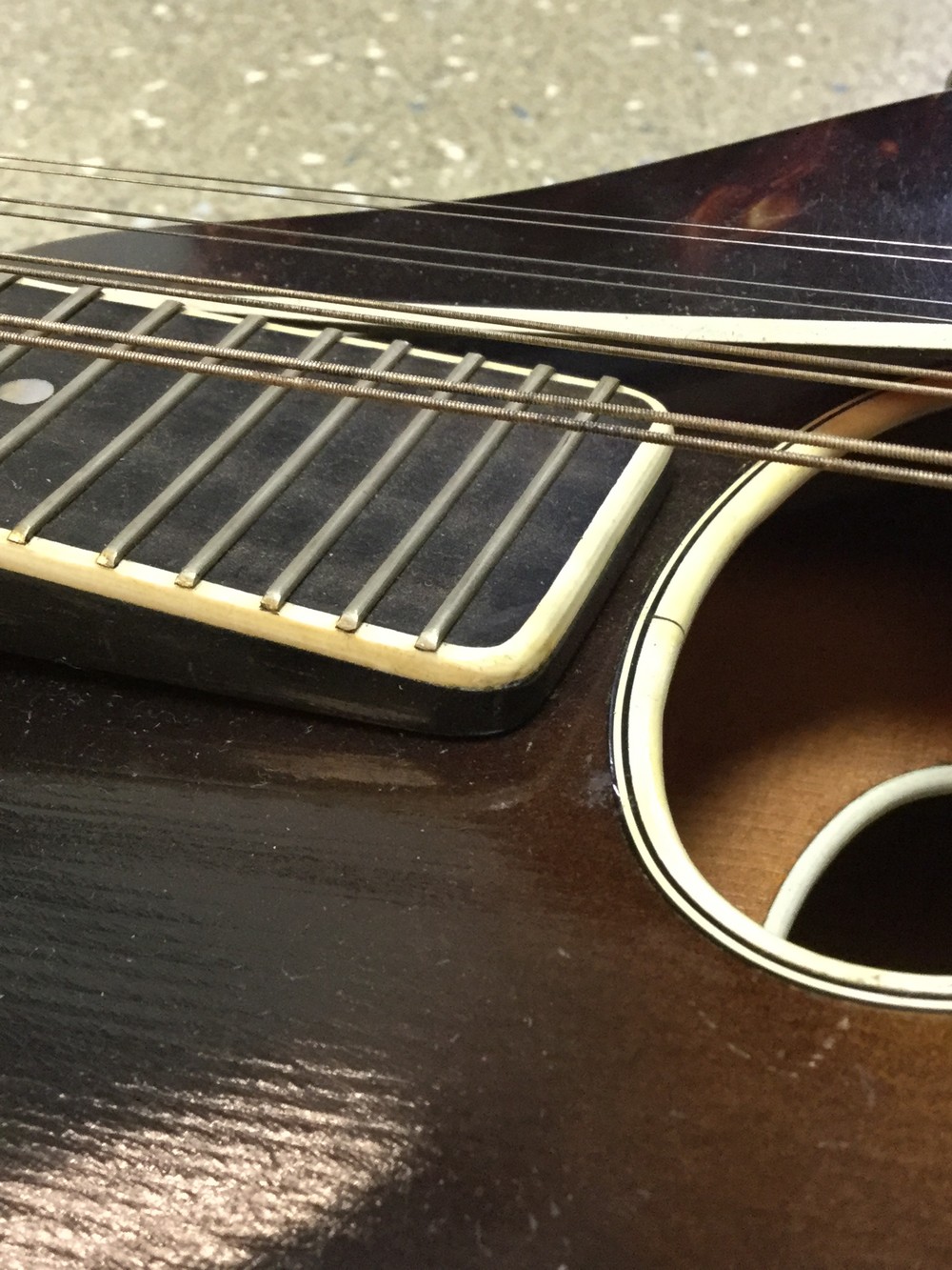 A 20th century Radiotone mandolin, - Image 8 of 15