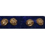 A pair of 14ct gold gentleman's cuff links, approx 6g,
